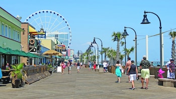 oceanfront boardwalk condo w private balcony and access to beach