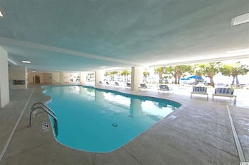 oceanfront boardwalk condo w private balcony and access to beach