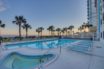 oceanfront boardwalk condo w private balcony and access to beach