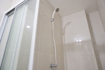 comfort and simply 2br at m town residence apartment