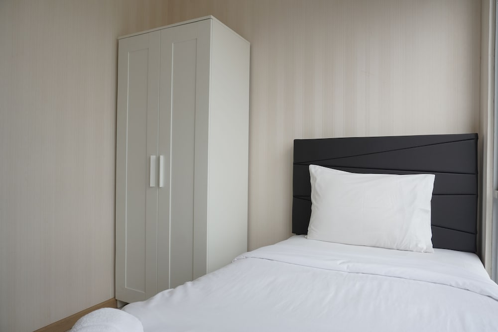 comfort and simply 2br at m town residence apartment