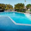 hometowne studios by red roof san antonio seaworld northwest