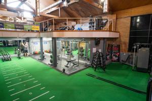 waterside hotel and leisure club