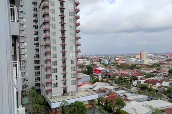 simply and clean 2br apartment at vida view makassar