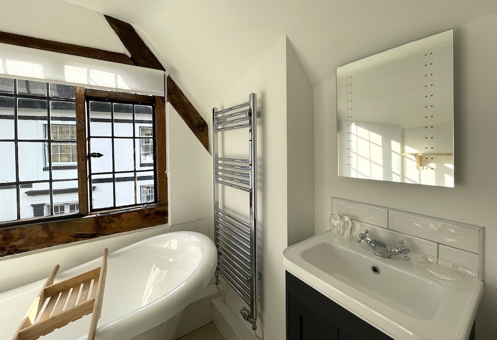humbug cottage
