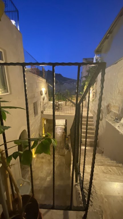 cappadocia urgup stone house