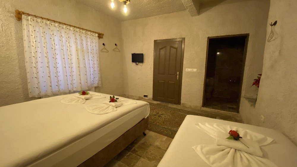 cappadocia urgup stone house