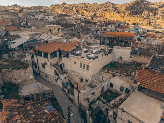 zula cave house