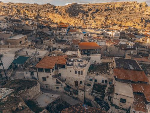 zula cave house