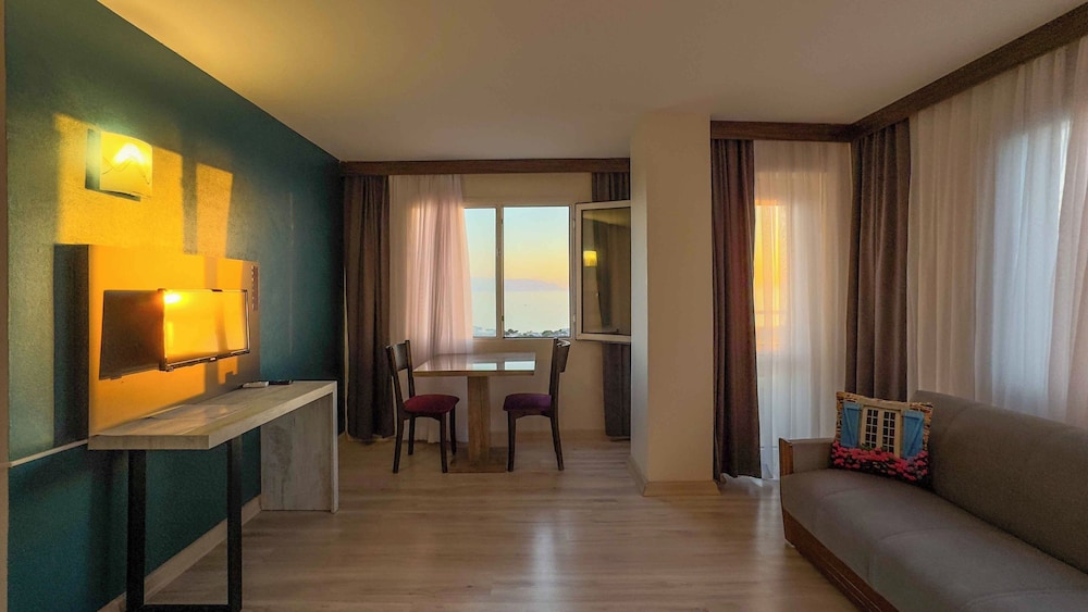 la bella suite hotel