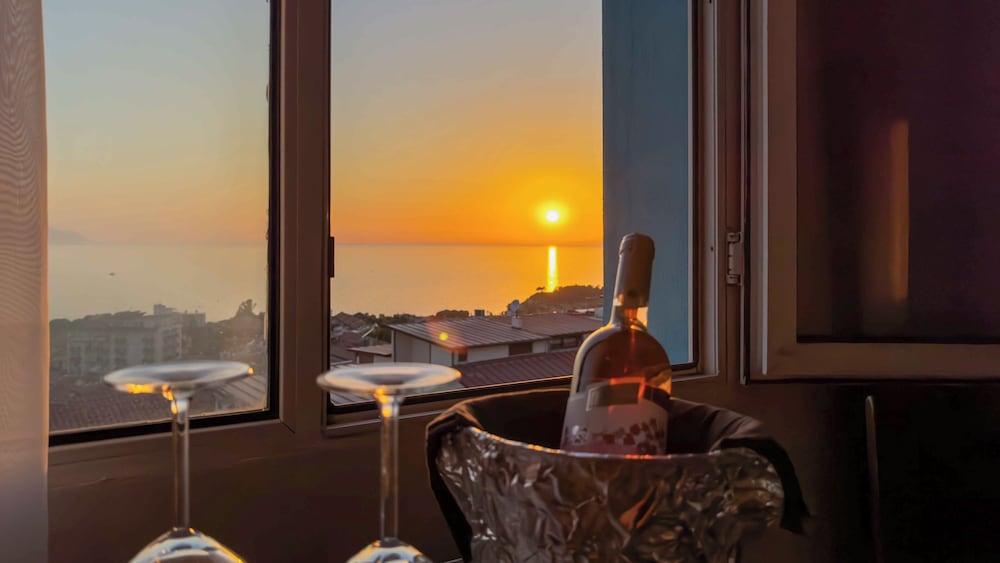 la bella suite hotel