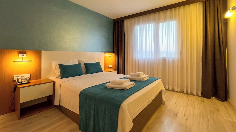 la bella suite hotel