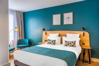 Appart'city Confort St Quentin En Yvelines - Bois D'arcy,Near National Nature Reserve Of Saint-Quentin-En-Yvelines,3 star