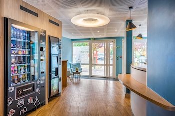 Appart'city Confort St Quentin En Yvelines - Bois D'arcy,Near National Nature Reserve Of Saint-Quentin-En-Yvelines,3 star