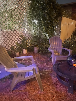 miami vibes hostel like shared room