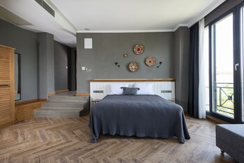 petrion hotel