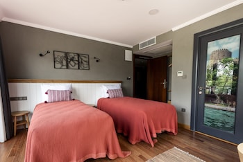 petrion hotel