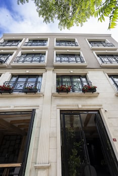 petrion hotel