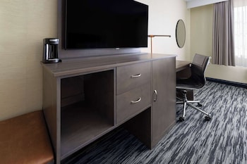 penn harris hotel harrisburg trademark by wyndham