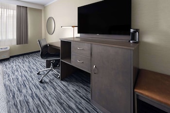 penn harris hotel harrisburg trademark by wyndham