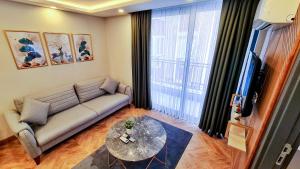 letstay sweet home mint