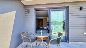 letstay sweet home mint