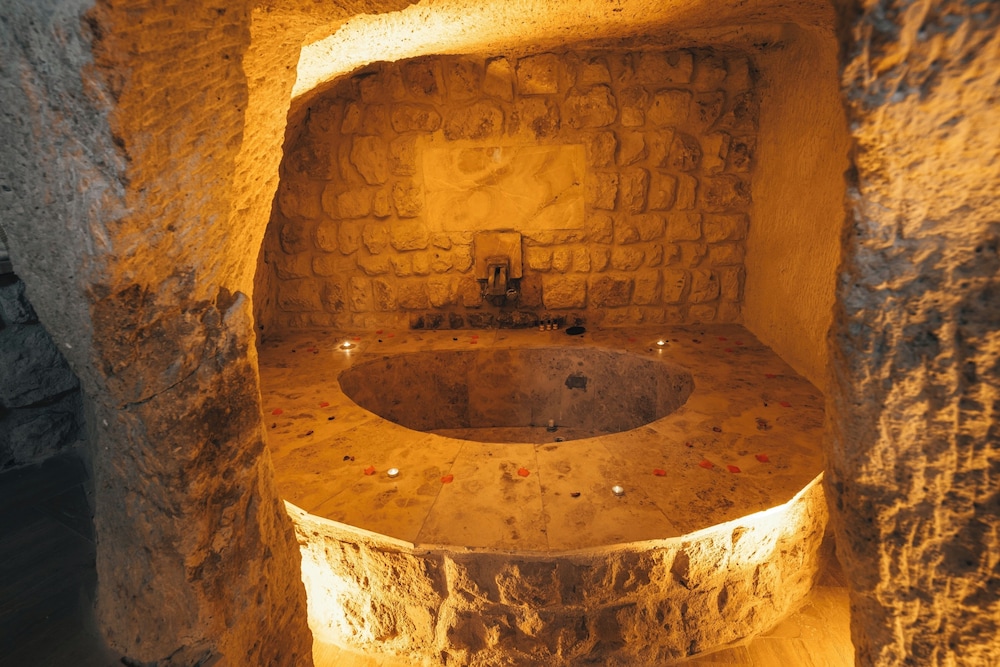 saliche cappadocia cave suites