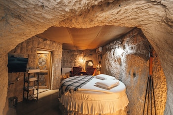 saliche cappadocia cave suites
