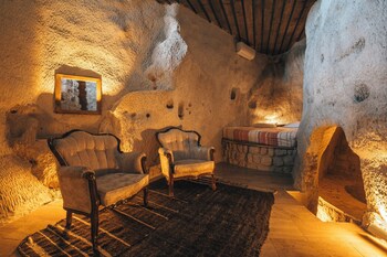 saliche cappadocia cave suites