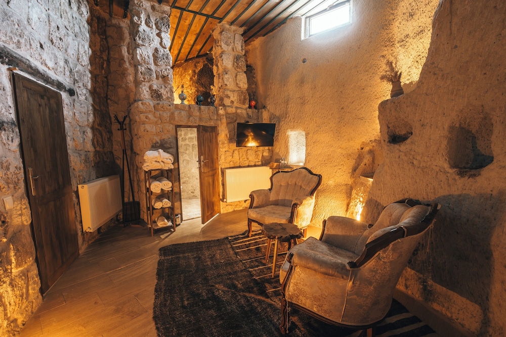 saliche cappadocia cave suites
