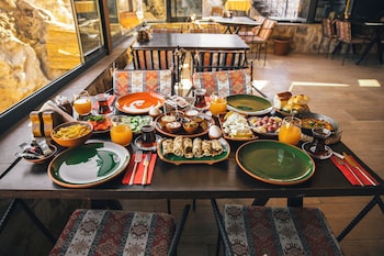 saliche cappadocia cave suites