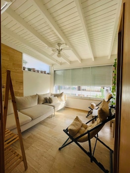 mare marin boutique hotel