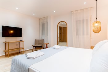 mare marin boutique hotel