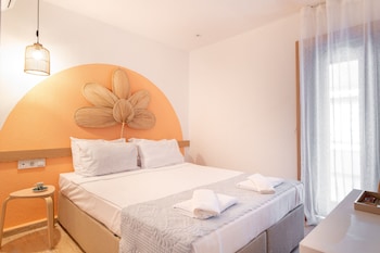 mare marin boutique hotel
