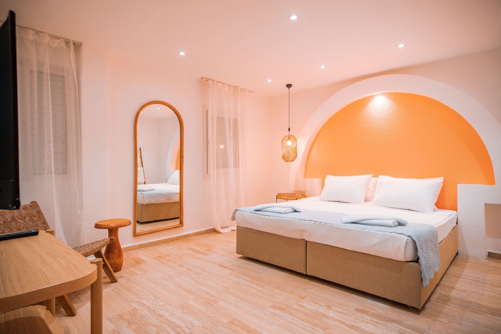 mare marin boutique hotel