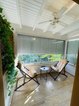 mare marin boutique hotel