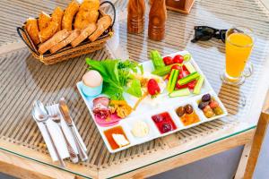 mare marin boutique hotel