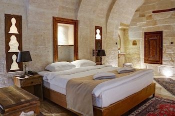 dionysos cave cappadocia hotel