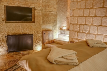 dionysos cave cappadocia hotel