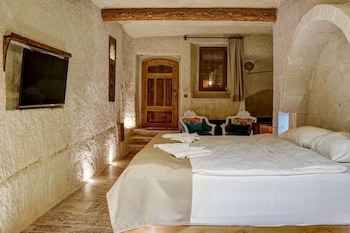 dionysos cave cappadocia hotel
