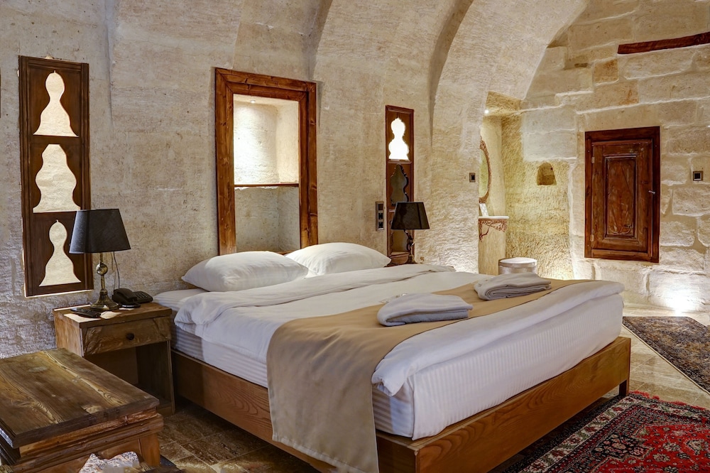 dionysos cave cappadocia hotel
