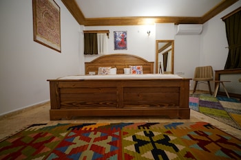 pashahan hotel