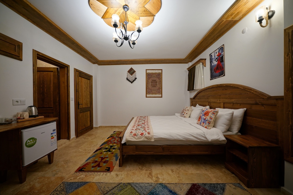 pashahan hotel