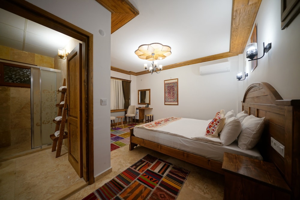 pashahan hotel