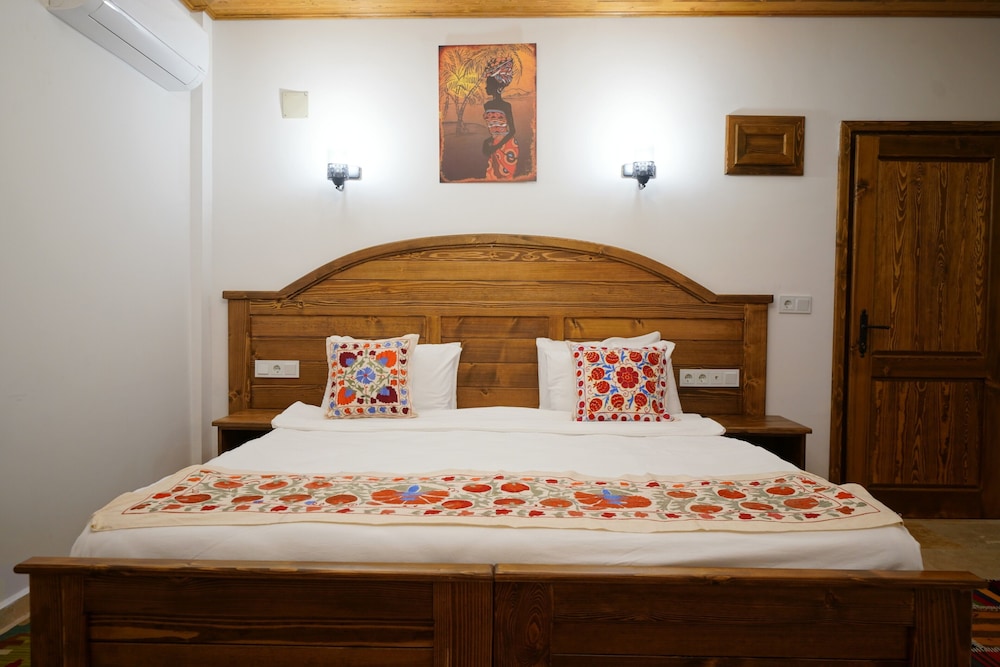 pashahan hotel