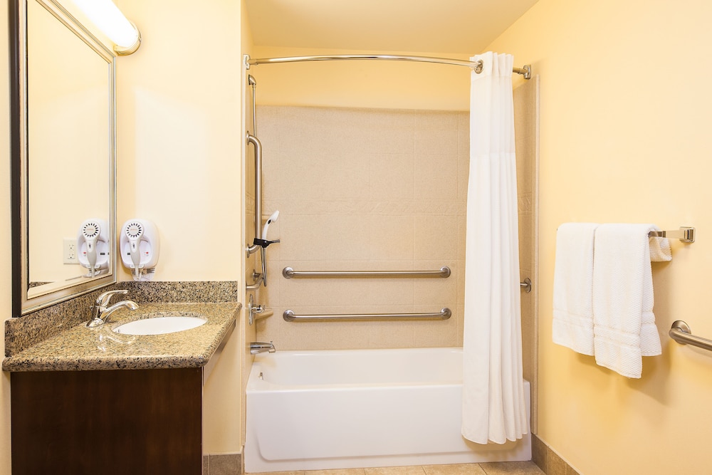 staybridge suites el paso airport by ihg