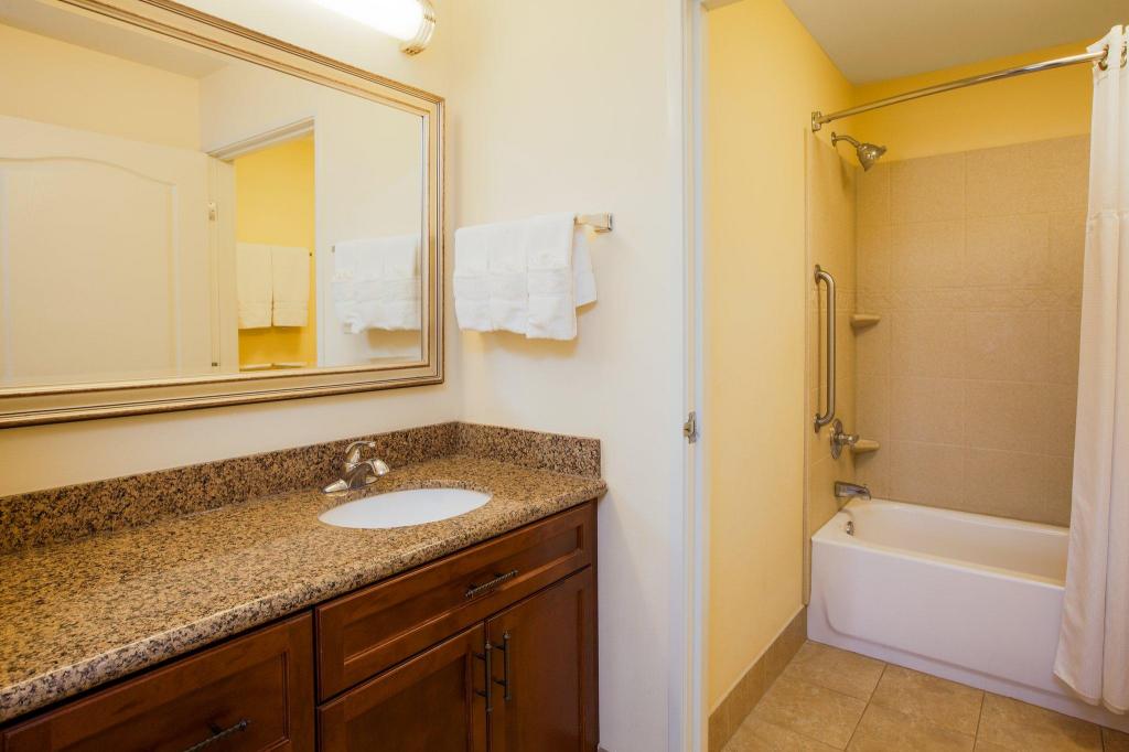 staybridge suites el paso airport by ihg