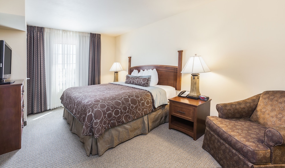 staybridge suites el paso airport by ihg