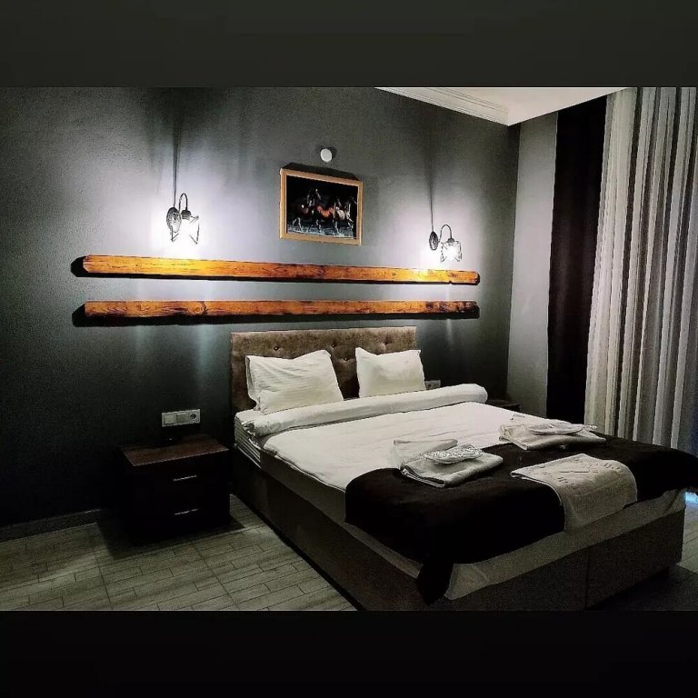 agva green blue otel