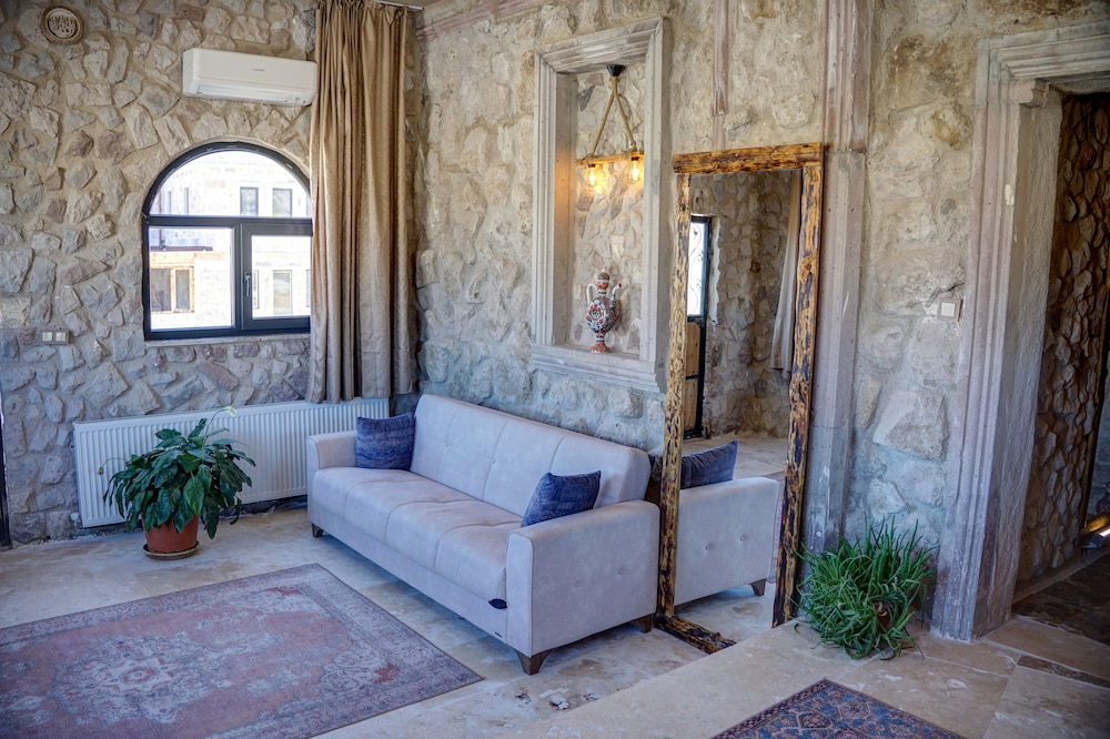 ala stone hotel